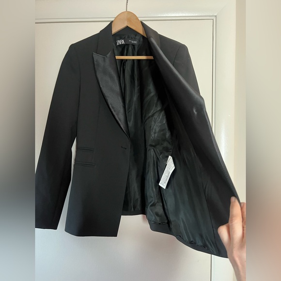 Zara Women’s Satin Lapel Tuxedo Blazer Jacket Solid Black Size Medium - Picture 8 of 10